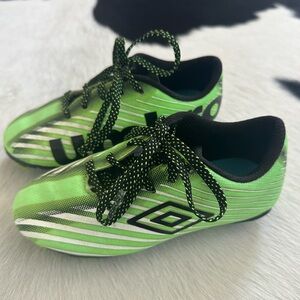 UMBRO cleats